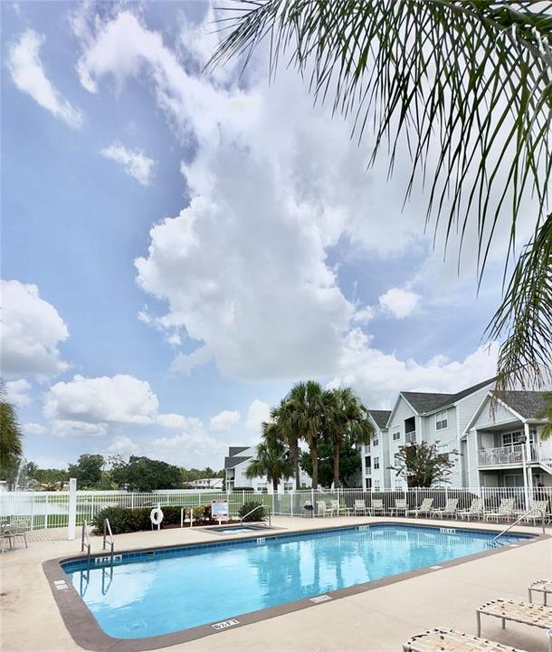 For Rent: $1,950 (2 beds, 2 baths, 1103 Square Feet)