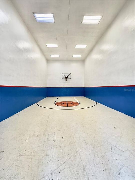 For Rent: $1,950 (2 beds, 2 baths, 1103 Square Feet)
