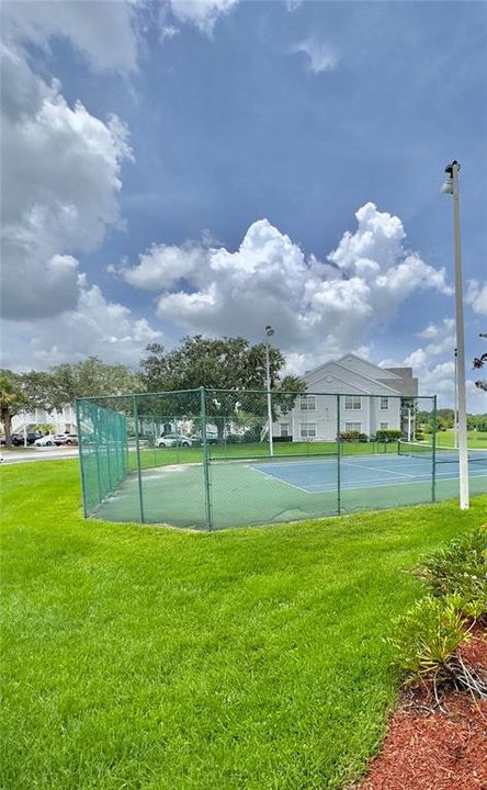 For Rent: $1,950 (2 beds, 2 baths, 1103 Square Feet)