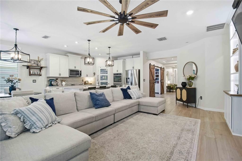En Venta: $659,999 (4 camas, 2 baños, 2319 Pies cuadrados)