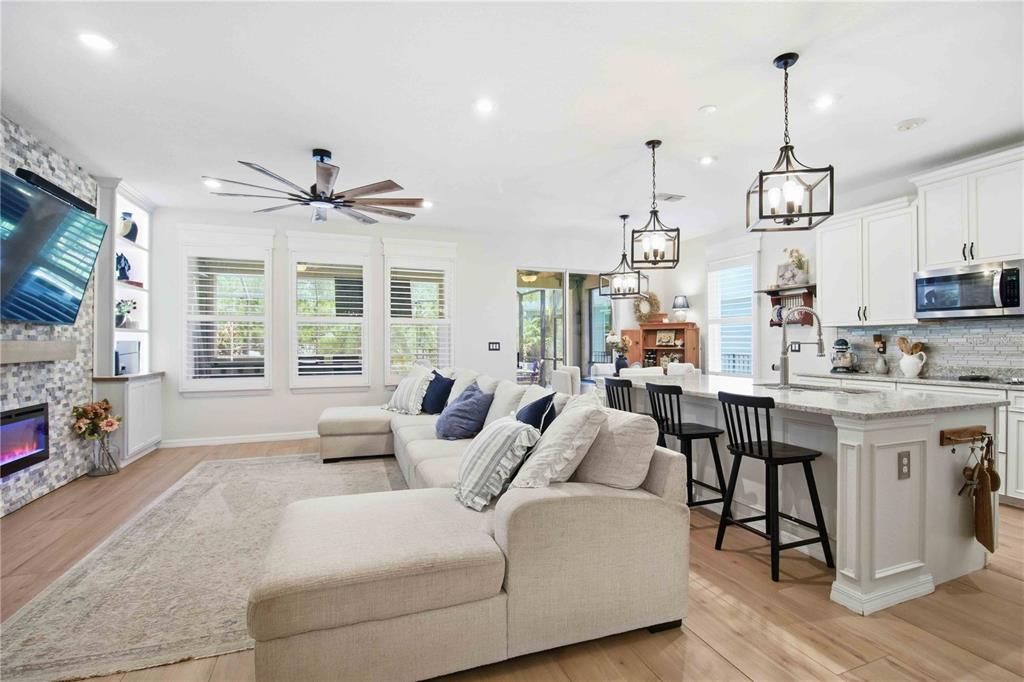 En Venta: $659,999 (4 camas, 2 baños, 2319 Pies cuadrados)