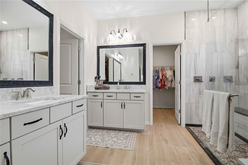 En Venta: $659,999 (4 camas, 2 baños, 2319 Pies cuadrados)