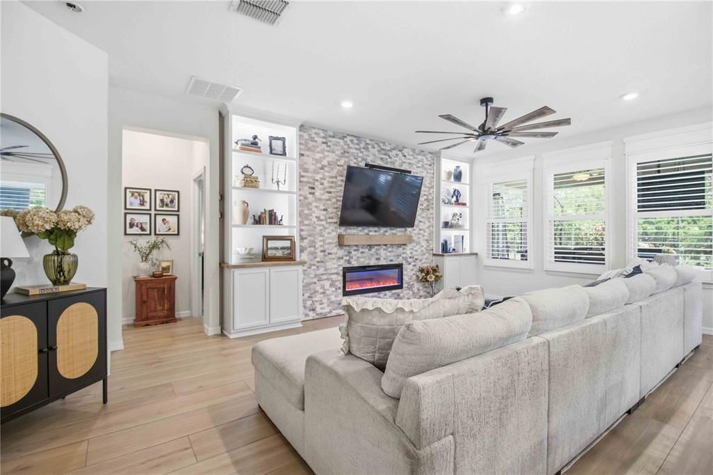En Venta: $659,999 (4 camas, 2 baños, 2319 Pies cuadrados)