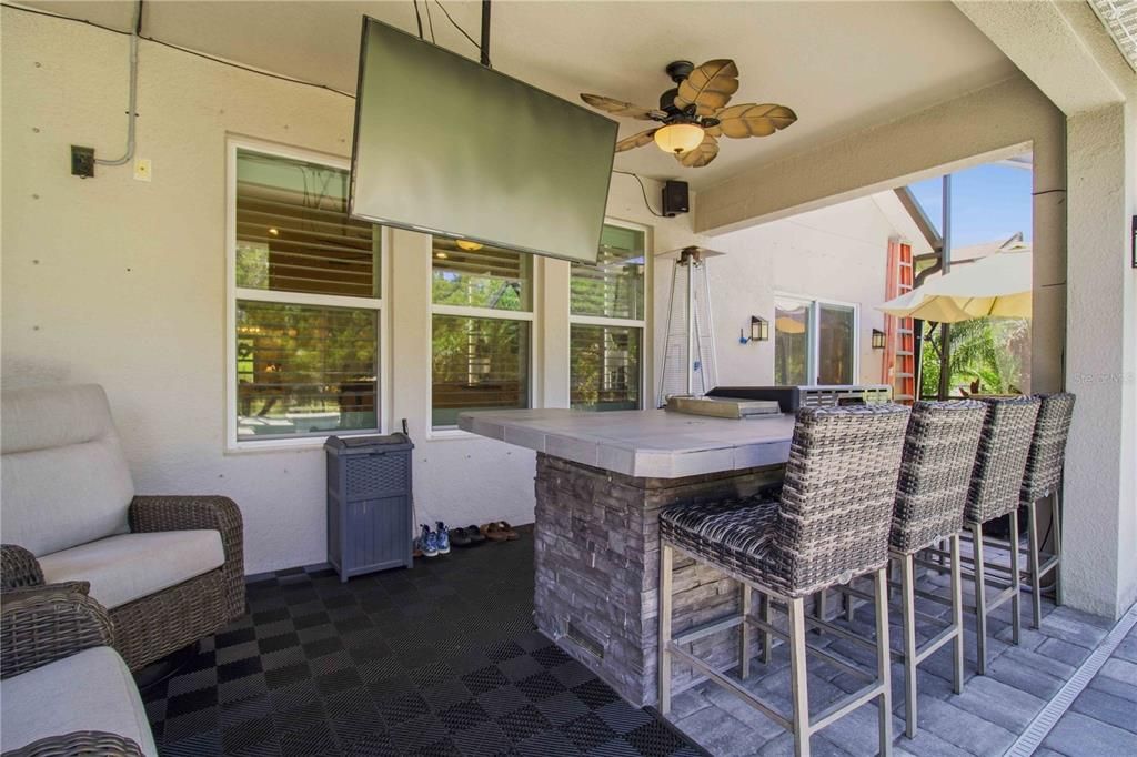 En Venta: $659,999 (4 camas, 2 baños, 2319 Pies cuadrados)