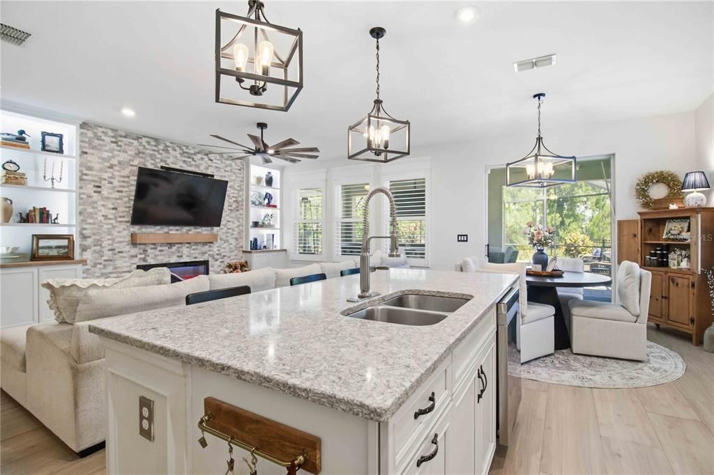 En Venta: $659,999 (4 camas, 2 baños, 2319 Pies cuadrados)