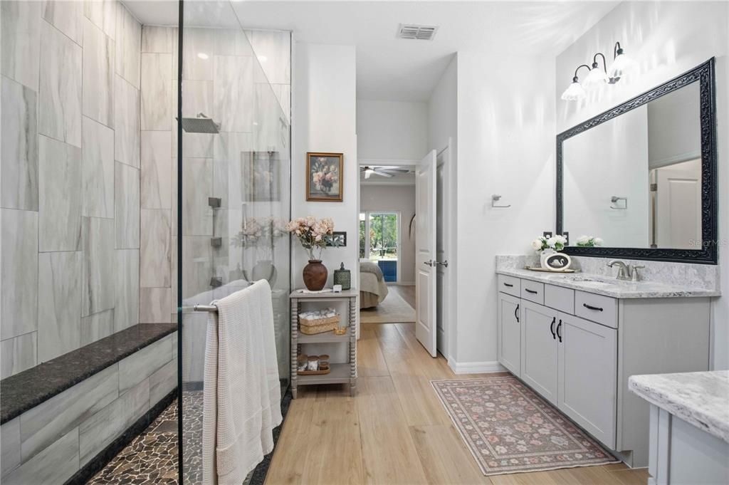 En Venta: $659,999 (4 camas, 2 baños, 2319 Pies cuadrados)