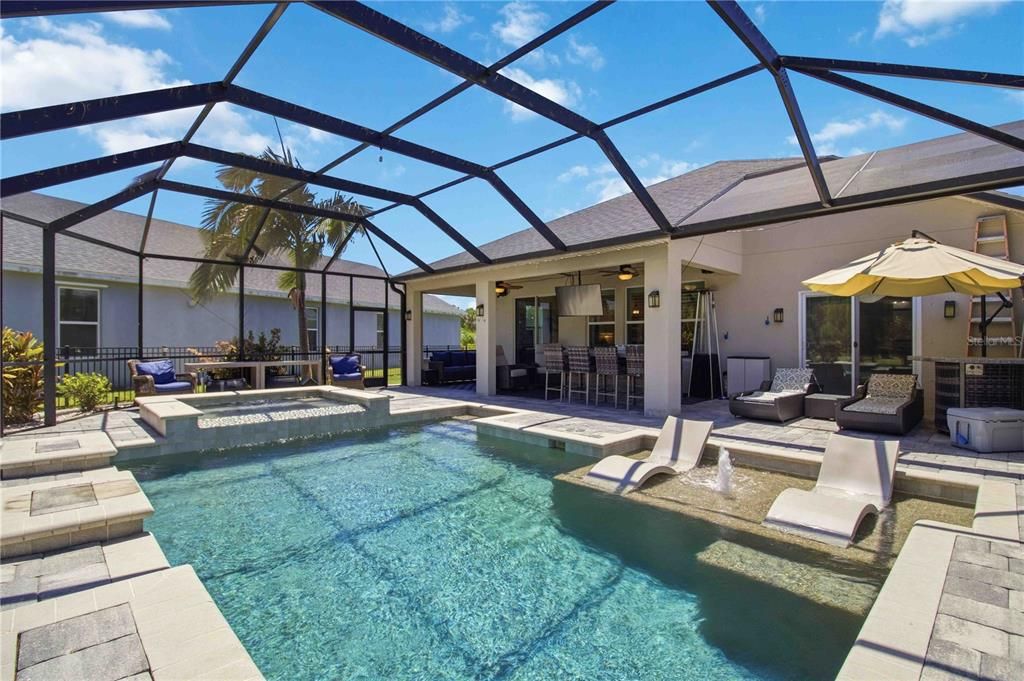 En Venta: $659,999 (4 camas, 2 baños, 2319 Pies cuadrados)