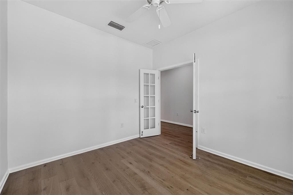На продажу: $600,000 (2 спален, 2 ванн, 1990 Квадратных фут)