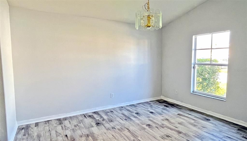 В аренду: $2,100 (3 спален, 2 ванн, 1582 Квадратных фут)
