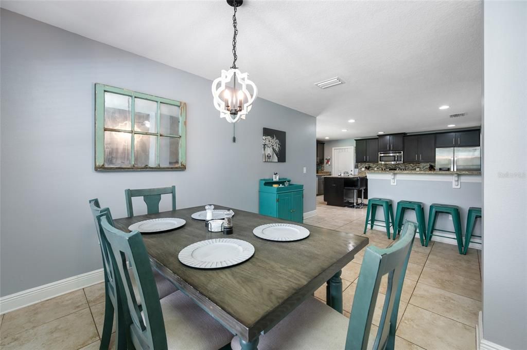 For Sale: $750,000 (4 beds, 3 baths, 2983 Square Feet)