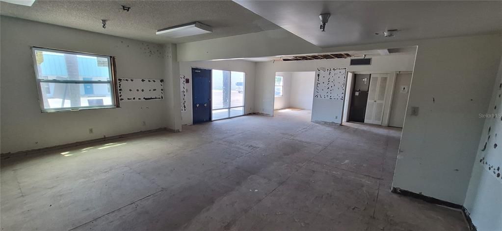 For Sale: $995,000 (0 beds, 0 baths, 7296 Square Feet)