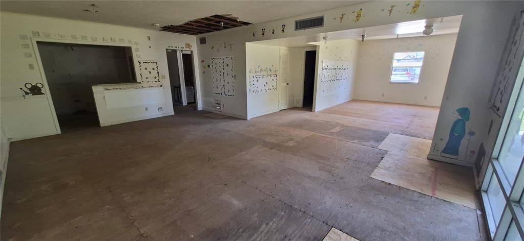 For Sale: $995,000 (0 beds, 0 baths, 7296 Square Feet)