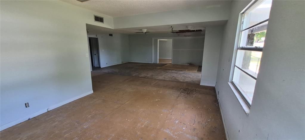 For Sale: $995,000 (0 beds, 0 baths, 7296 Square Feet)