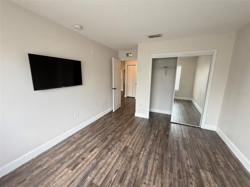 For Rent: $1,995 (3 beds, 2 baths, 1222 Square Feet)