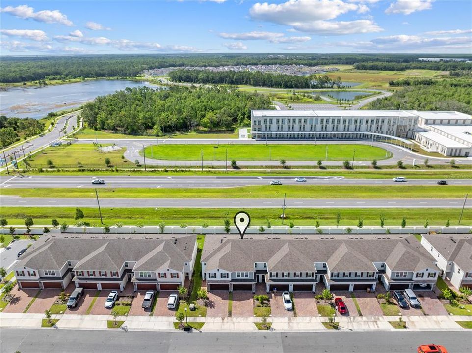 На продажу: $339,900 (4 спален, 2 ванн, 1876 Квадратных фут)