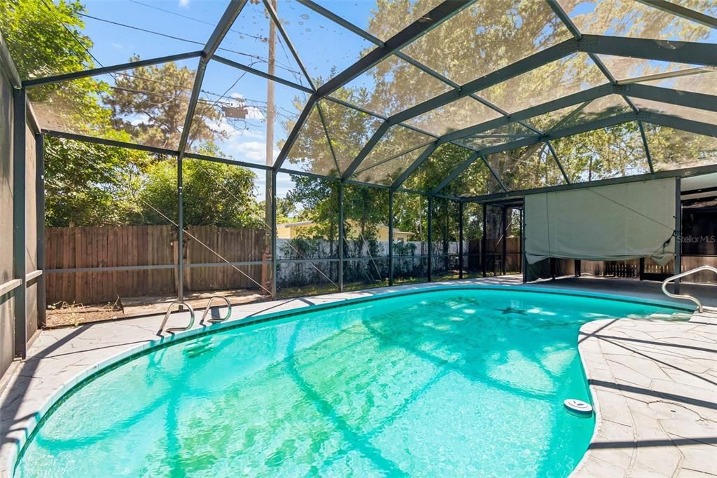 For Sale: $575,000 (4 beds, 2 baths, 1799 Square Feet)