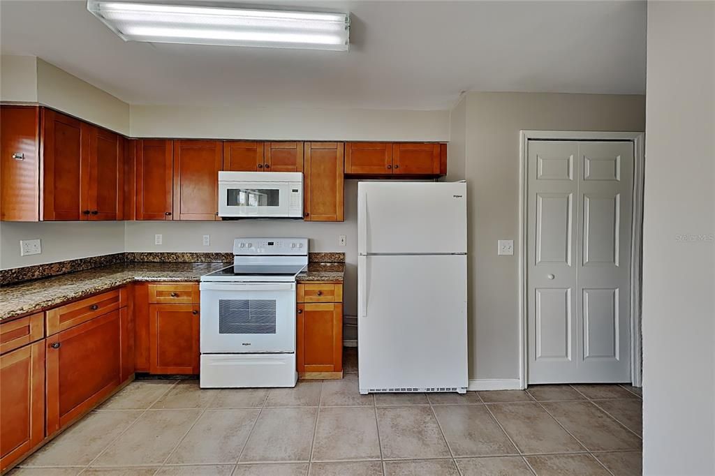 В аренду: $1,889 (3 спален, 2 ванн, 1129 Квадратных фут)