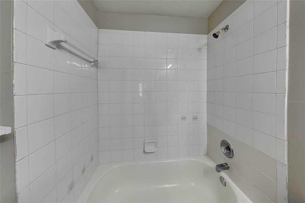 В аренду: $1,889 (3 спален, 2 ванн, 1129 Квадратных фут)