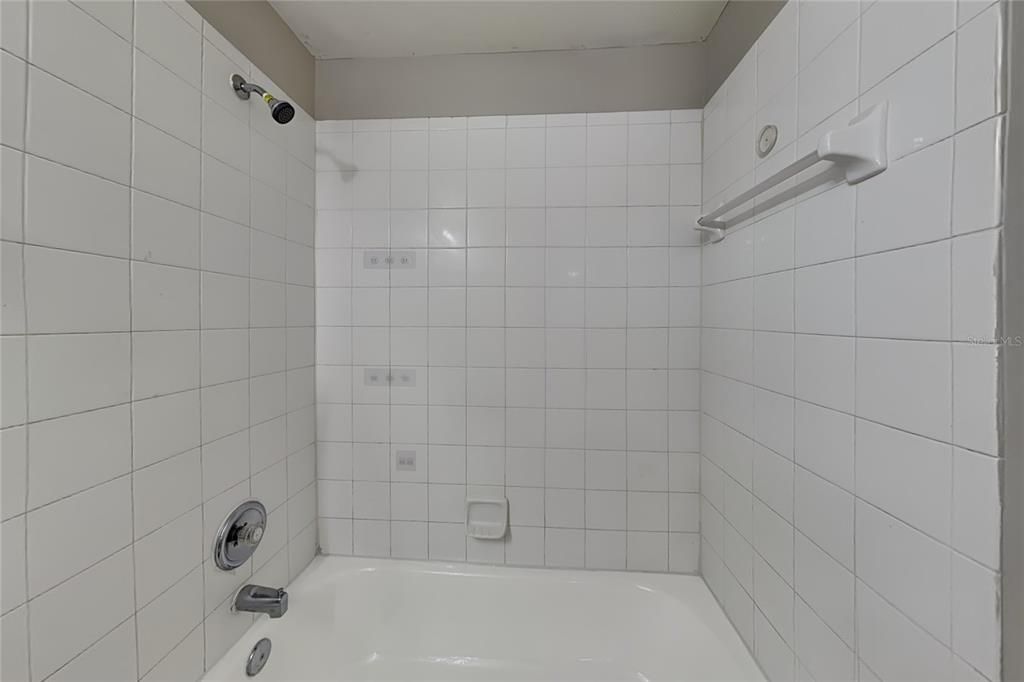 В аренду: $1,889 (3 спален, 2 ванн, 1129 Квадратных фут)