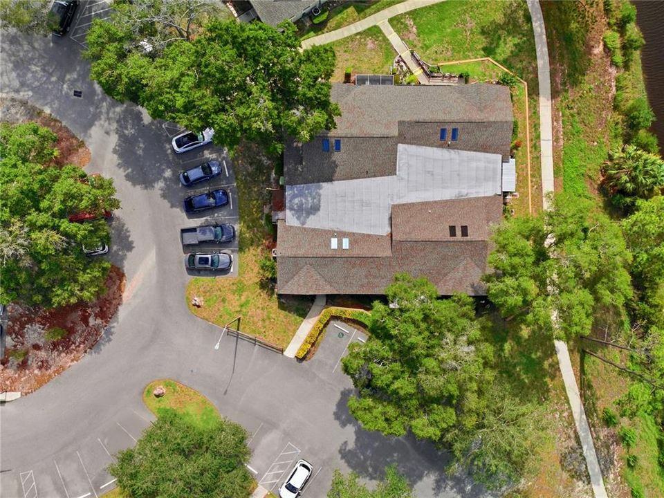 For Sale: $195,000 (2 beds, 2 baths, 1292 Square Feet)