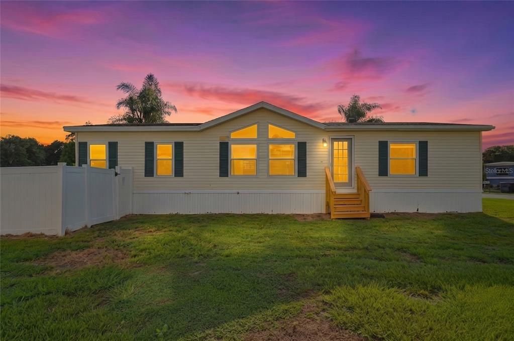 En Venta: $225,000 (3 camas, 2 baños, 1404 Pies cuadrados)