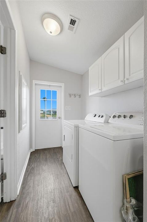 En Venta: $225,000 (3 camas, 2 baños, 1404 Pies cuadrados)