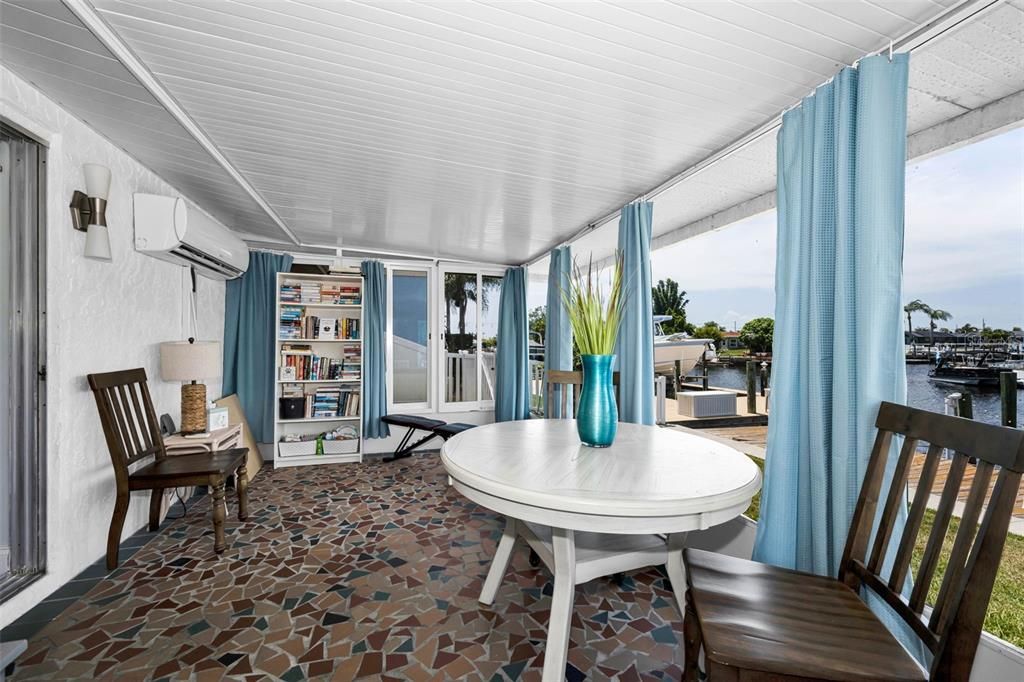 En Venta: $450,000 (2 camas, 2 baños, 1266 Pies cuadrados)