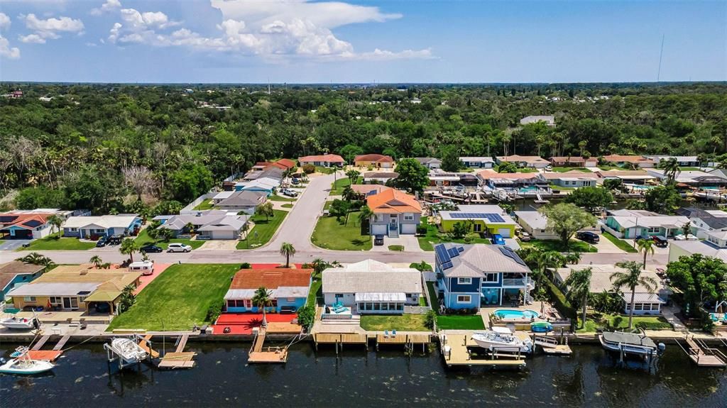 En Venta: $450,000 (2 camas, 2 baños, 1266 Pies cuadrados)
