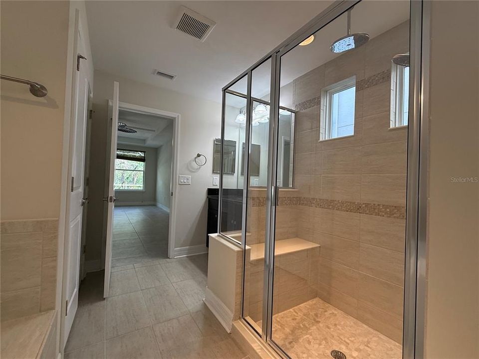В аренду: $3,600 (4 спален, 3 ванн, 2910 Квадратных фут)