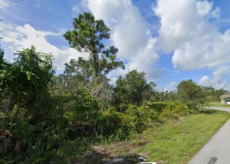 En Venta: $57,000 (0.53 acres)