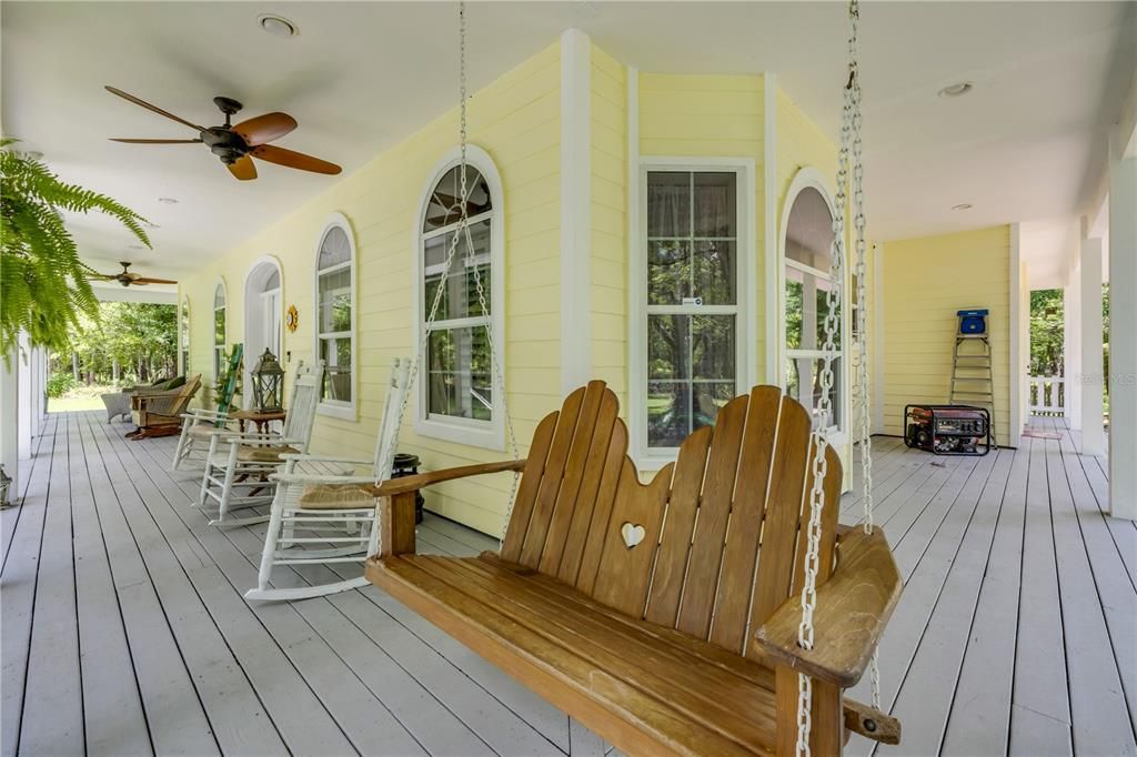 For Sale: $1,300,000 (3 beds, 2 baths, 2241 Square Feet)