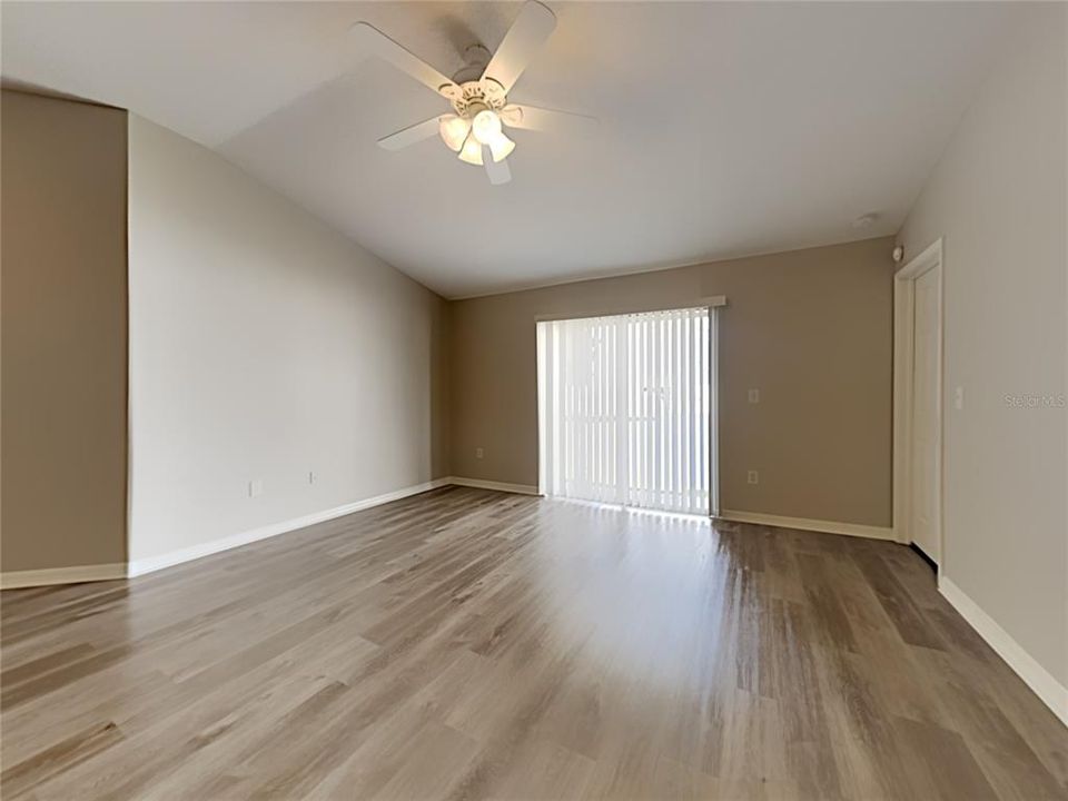 For Rent: $2,289 (4 beds, 2 baths, 1544 Square Feet)