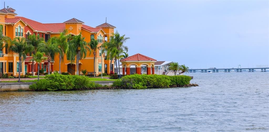 For Rent: $2,250 (2 beds, 2 baths, 1110 Square Feet)