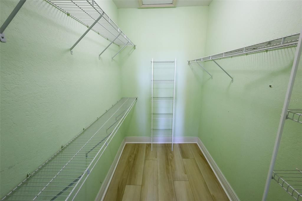 For Rent: $2,250 (2 beds, 2 baths, 1110 Square Feet)