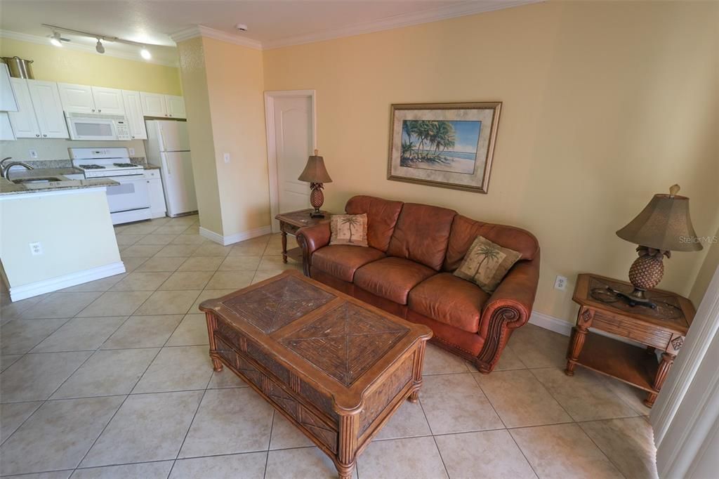For Rent: $2,250 (2 beds, 2 baths, 1110 Square Feet)