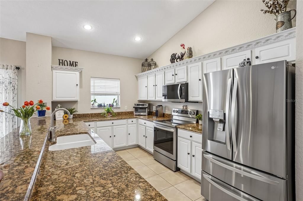 En Venta: $333,000 (3 camas, 2 baños, 1662 Pies cuadrados)
