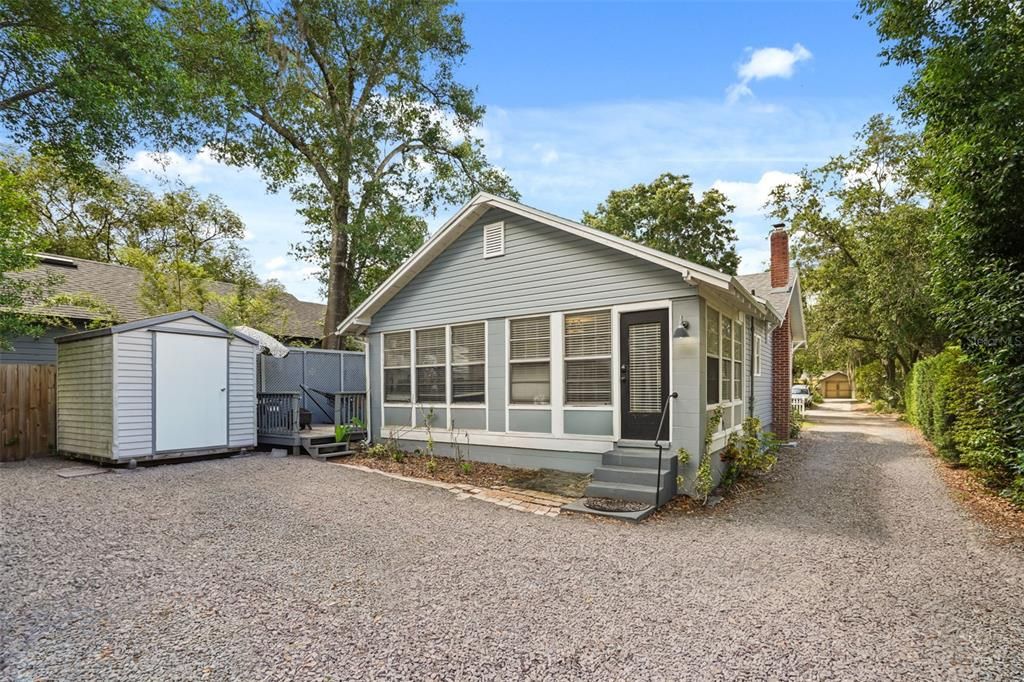 For Sale: $675,000 (4 beds, 3 baths, 1935 Square Feet)
