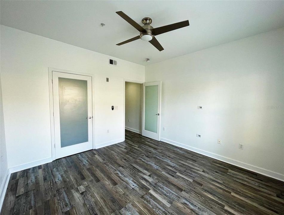 For Rent: $1,700 (1 beds, 1 baths, 790 Square Feet)