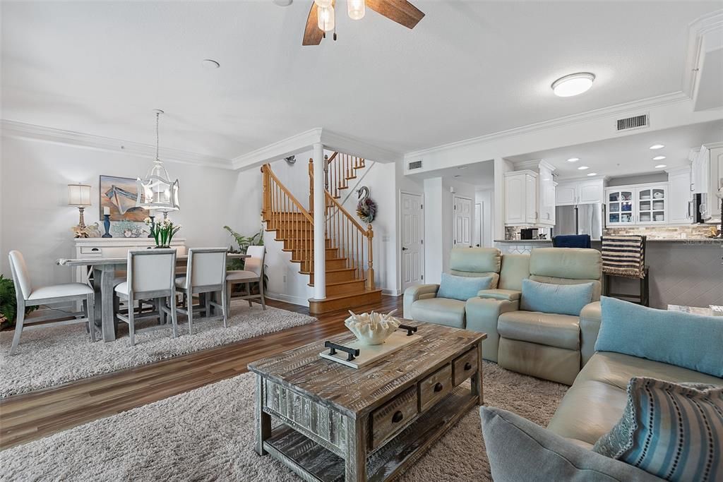 For Sale: $465,000 (3 beds, 3 baths, 2149 Square Feet)