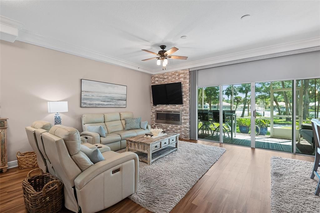 For Sale: $465,000 (3 beds, 3 baths, 2149 Square Feet)