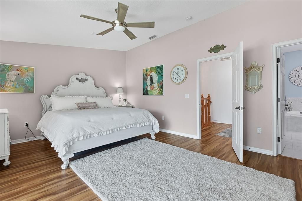 For Sale: $465,000 (3 beds, 3 baths, 2149 Square Feet)