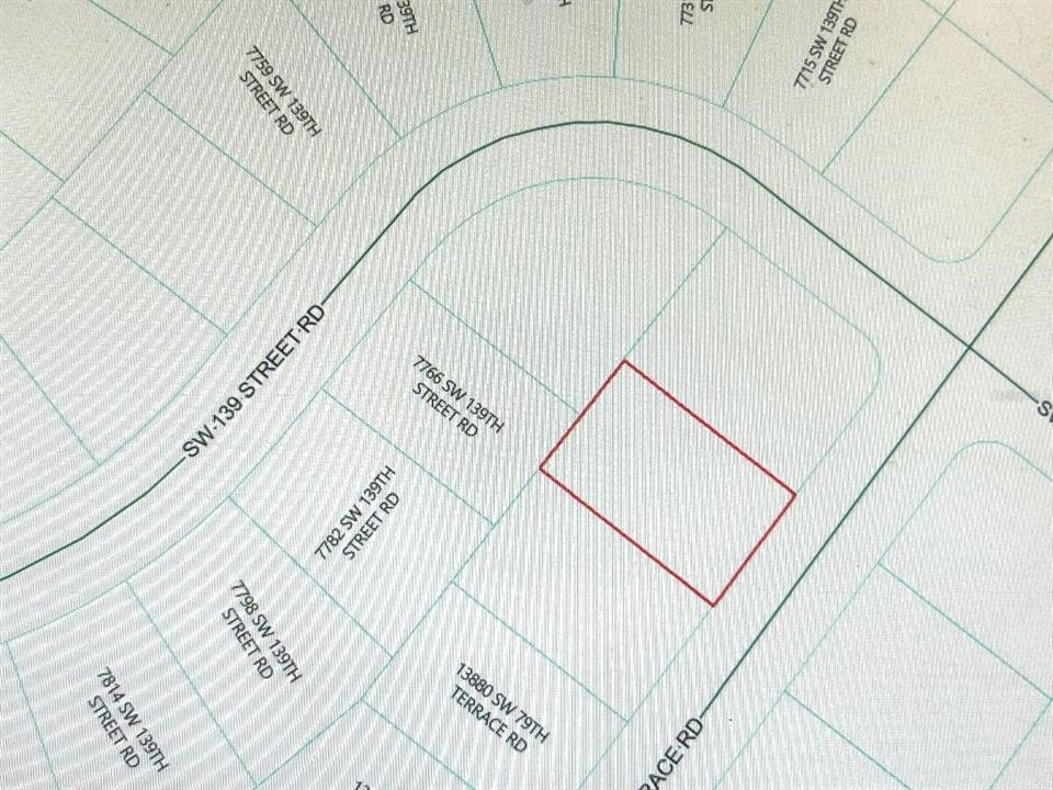 На продажу: $49,900 (0.23 acres)
