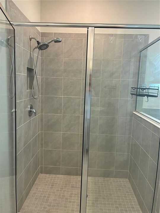 В аренду: $2,750 (4 спален, 2 ванн, 2037 Квадратных фут)