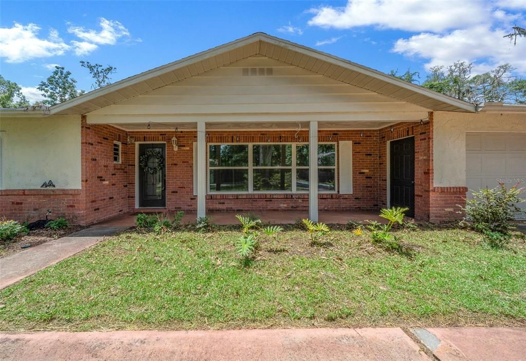 For Sale: $245,000 (3 beds, 2 baths, 1692 Square Feet)