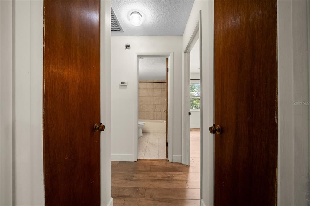 For Sale: $245,000 (3 beds, 2 baths, 1692 Square Feet)