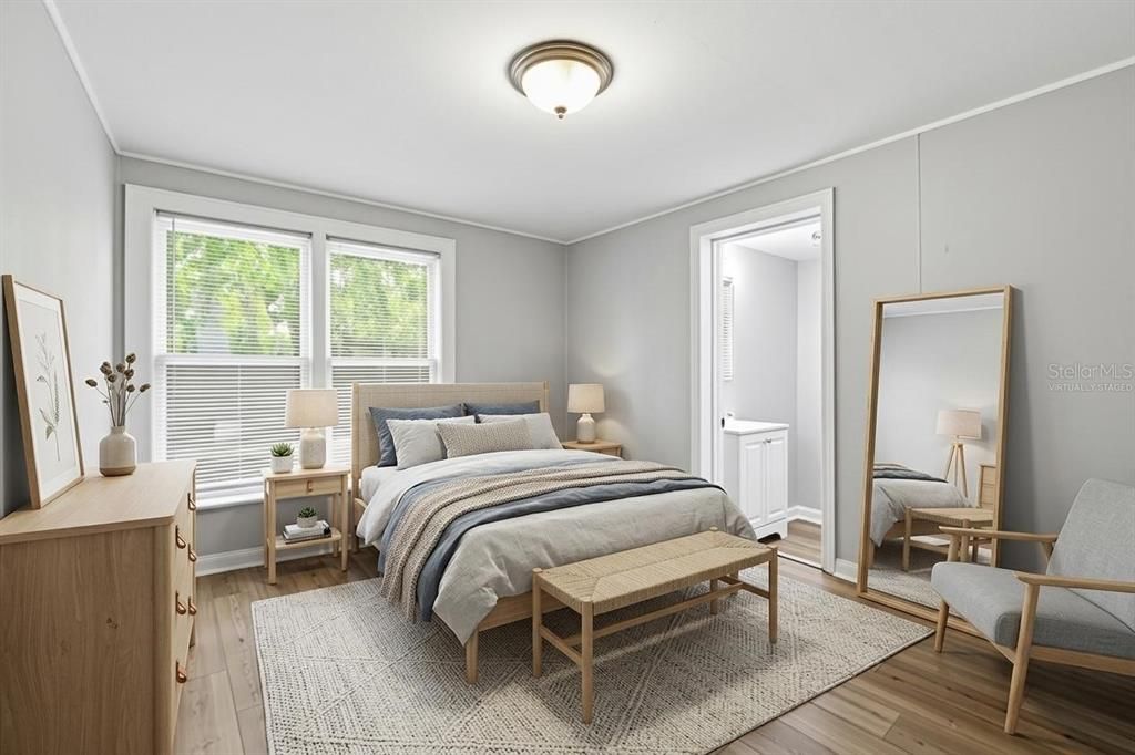 На продажу: $319,999 (4 спален, 1 ванн, 1180 Квадратных фут)