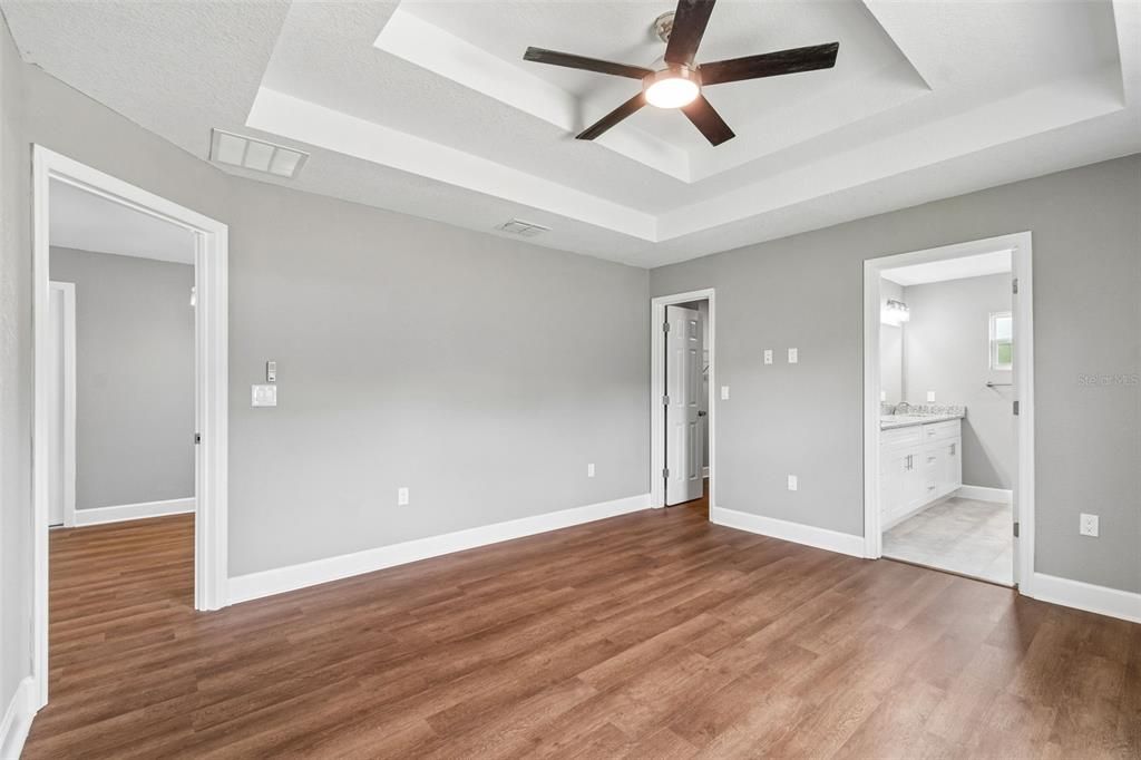 En Venta: $449,999 (3 camas, 2 baños, 1384 Pies cuadrados)