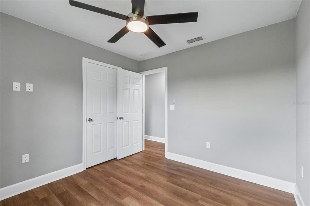 En Venta: $449,999 (3 camas, 2 baños, 1384 Pies cuadrados)