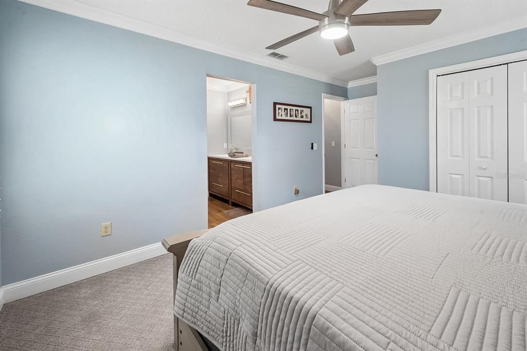 For Sale: $698,000 (3 beds, 2 baths, 1300 Square Feet)