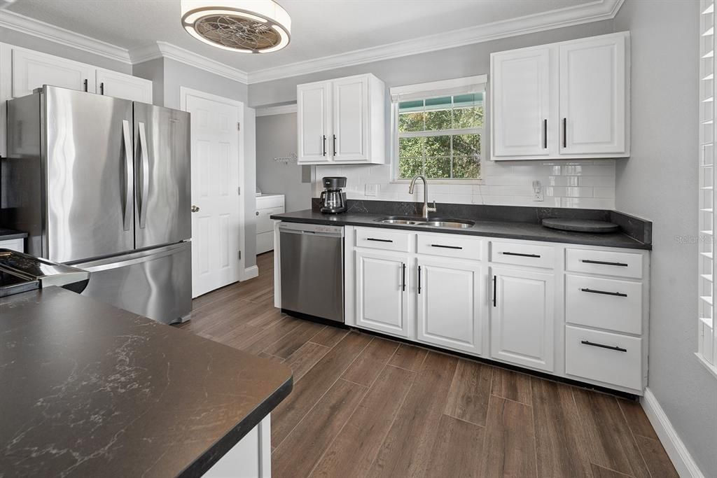 For Sale: $698,000 (3 beds, 2 baths, 1300 Square Feet)